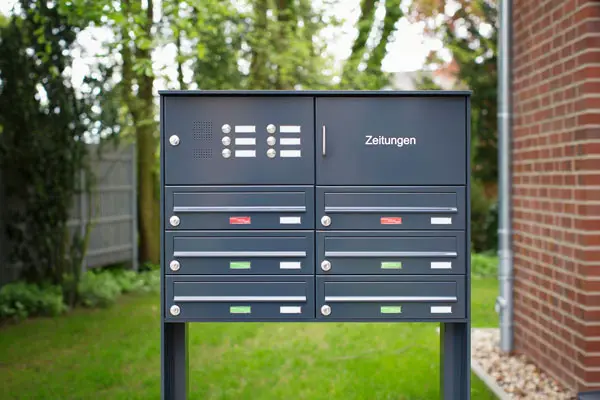 Briefkastenanlage KNOBLOCH